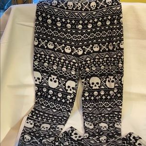 Spandex leggings from Hot Topic